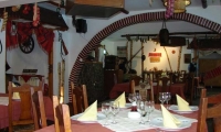 cazare Restaurant Casa Flora poza