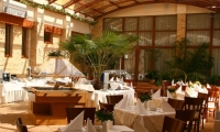 cazare Restaurant Opera Plaza poza