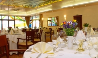 cazare Restaurant Opera Plaza poza