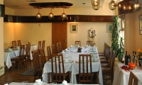 cazare Restaurant Irisa poza