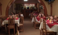 cazare Restaurant Caro poza