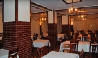cazare Restaurant Curtea Domneasca poza