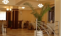 cazare Restaurant Meses poza
